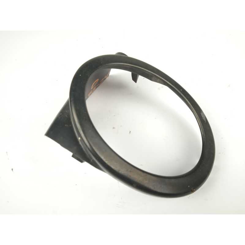 REJILLA PARAGOLPES DERECHA 51117893068 