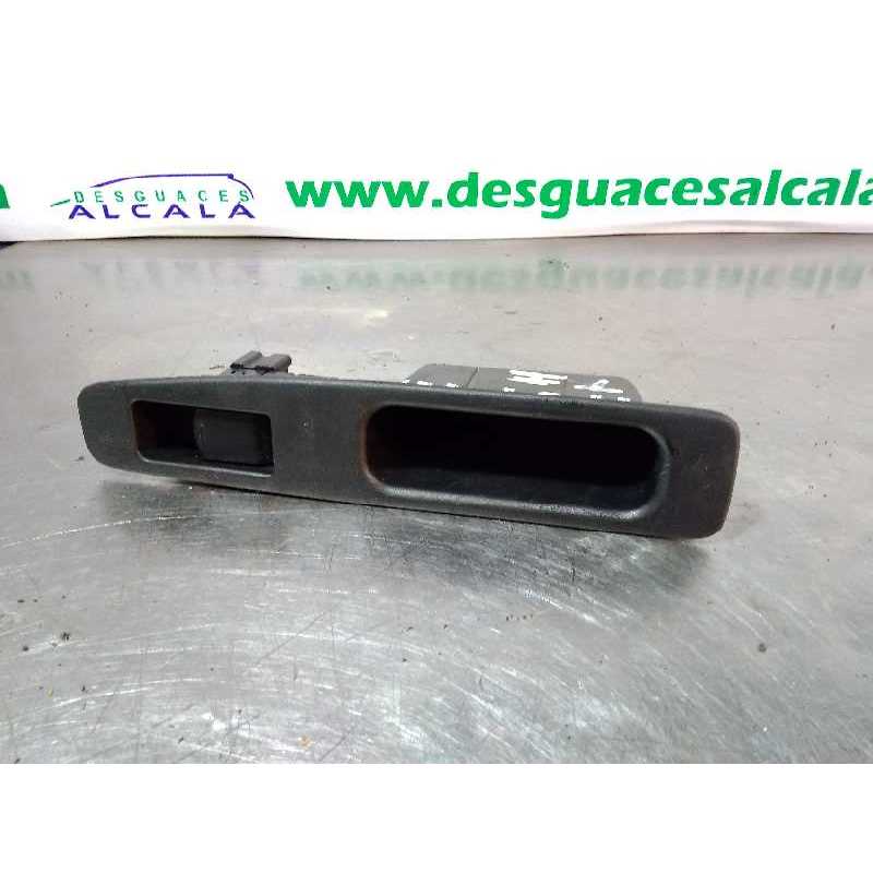 MANDO ELEVALUNAS TRASERO IZQUIERDO 25411JD000 6 PINES 