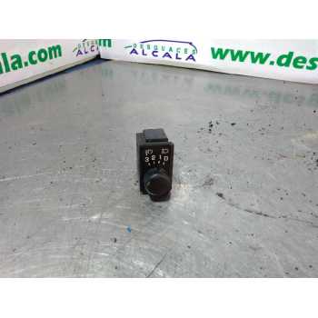 REGULADOR ALTURA LUCES 251900F000 00696900 4 PINES