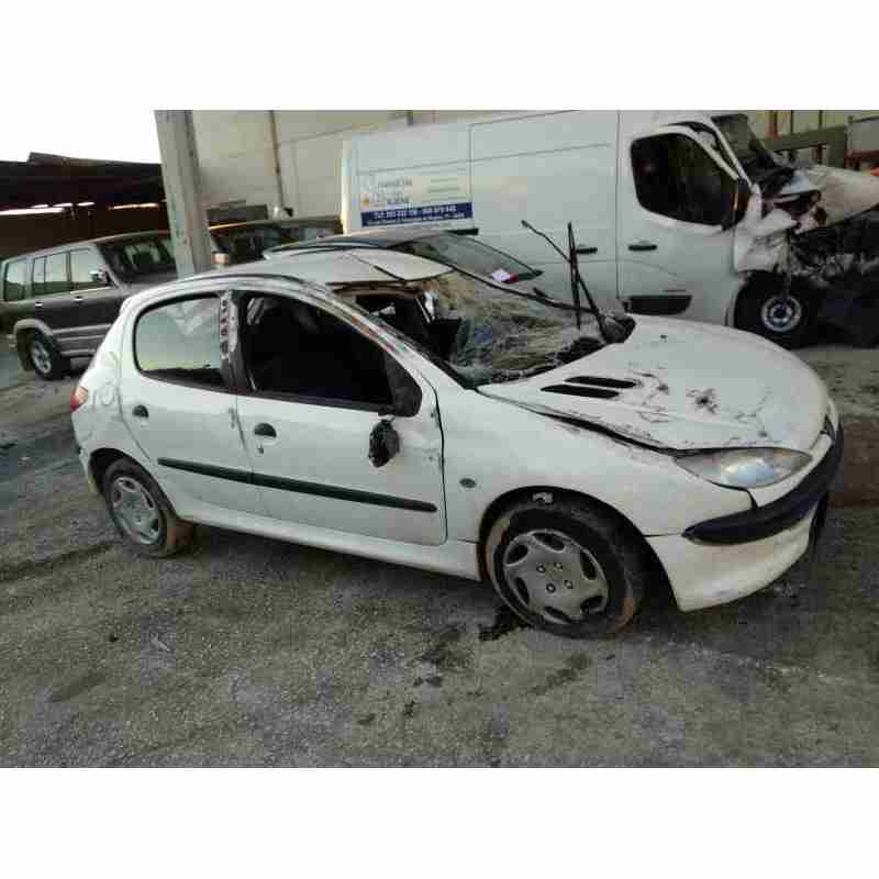 peugeot 206 berlina del año 2002