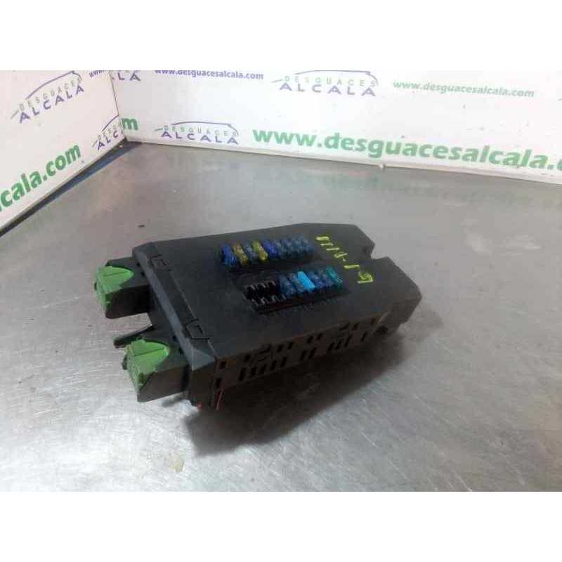 CAJA RELES / FUSIBLES 0005400650 