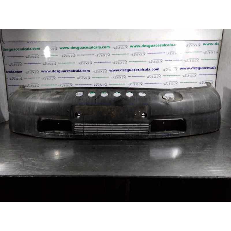PARAGOLPES DELANTERO ROTO 