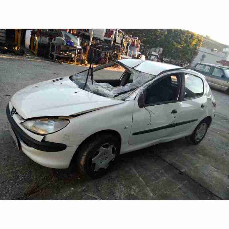 peugeot 206 berlina del año 2002