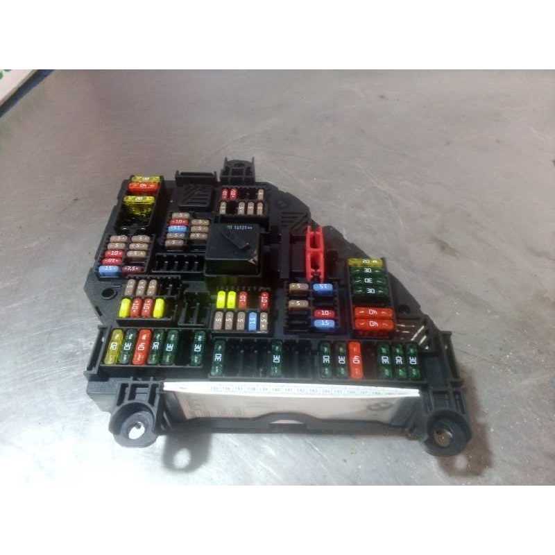 CAJA RELES / FUSIBLES 925281301 