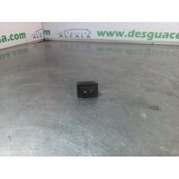 PULSADOR MALETERO / PORTON 920031603 3 PINES 