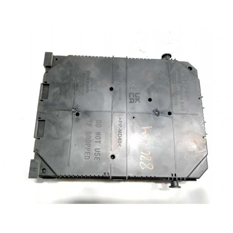 CAJA RELES / FUSIBLES 9845141280 