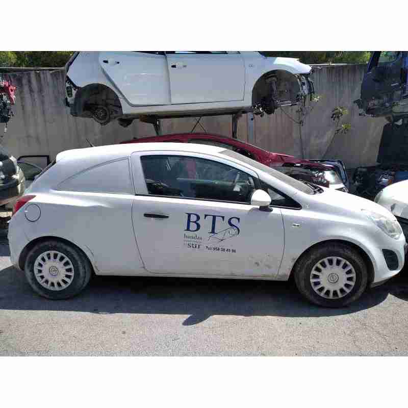 opel corsa d del año 2011