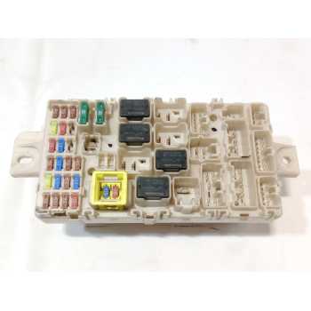 CAJA RELES / FUSIBLES 8637C702 