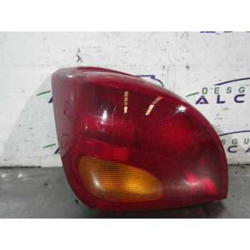 PILOTO TRASERO IZQUIERDO 1044156 TULIPA DAÑADA 