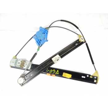 ELEVALUNAS DELANTERO DERECHO 8E0837462C 