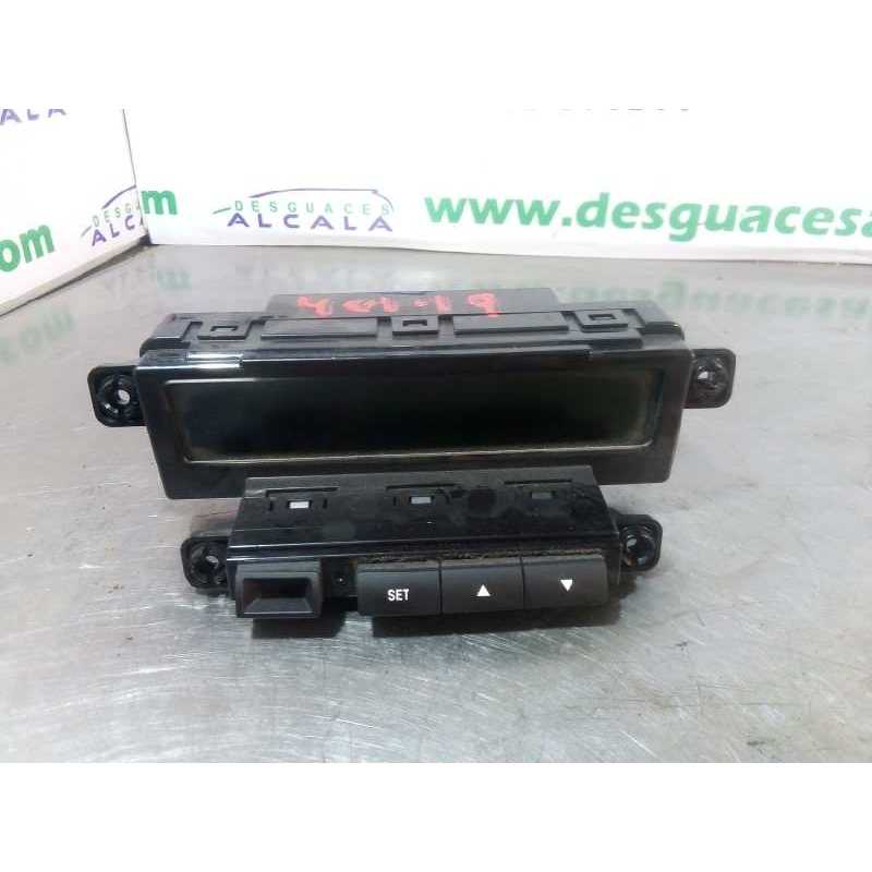 PANTALLA INTERIOR 957101H700 