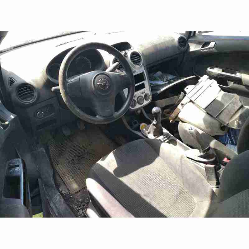 opel corsa d del año 2011