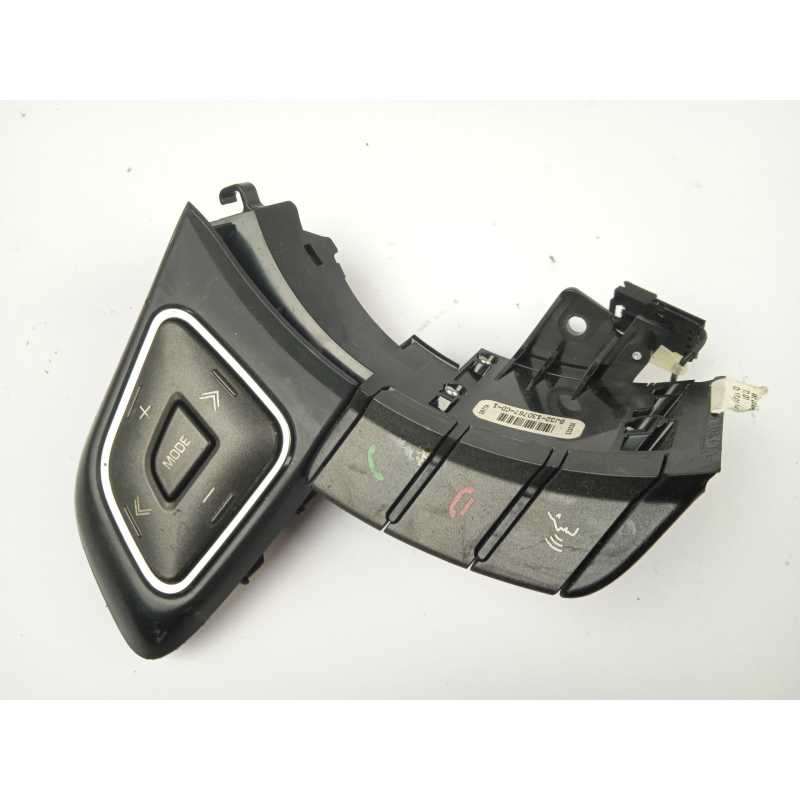 MANDO VOLANTE BJ3213D767CD 