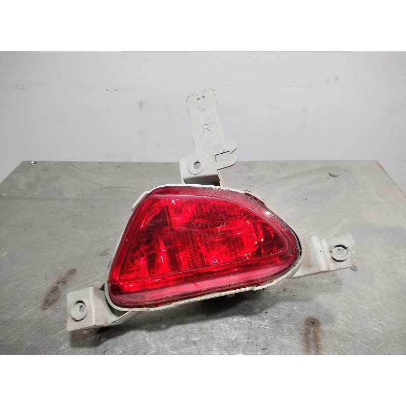 PILOTO TRASERO DERECHO DF715135YD REFLECTANTE 