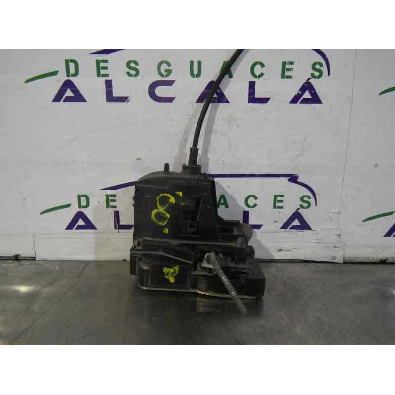 CERRADURA PUERTA TRASERA DERECHA MANUAL 