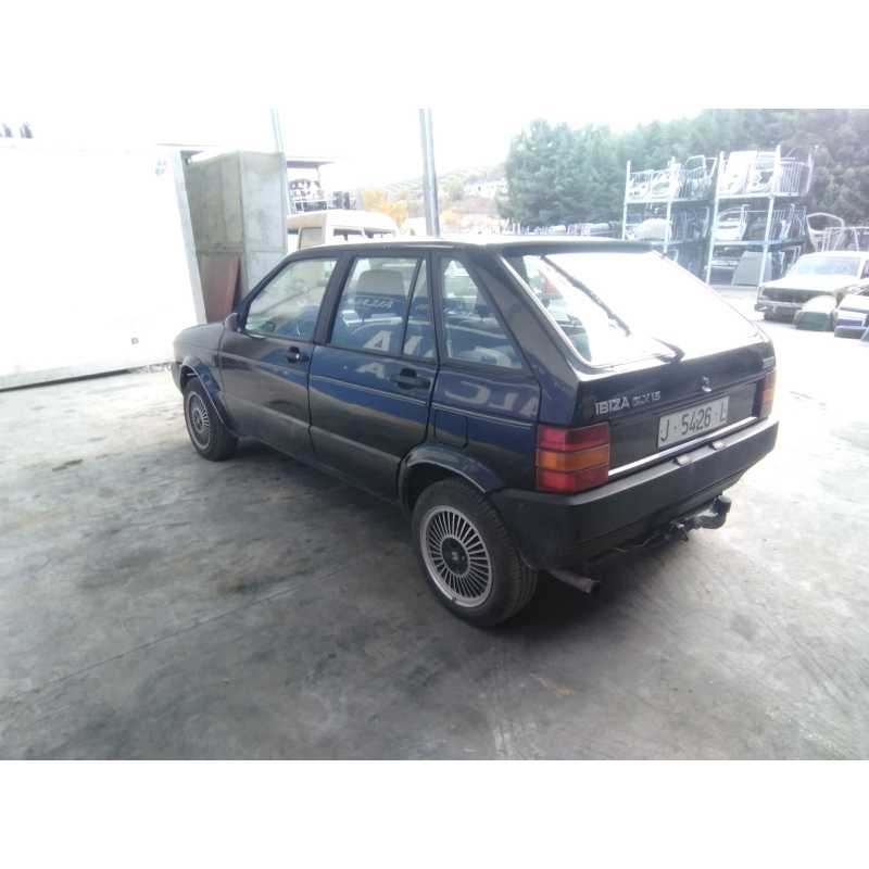 seat ibiza del año 1988