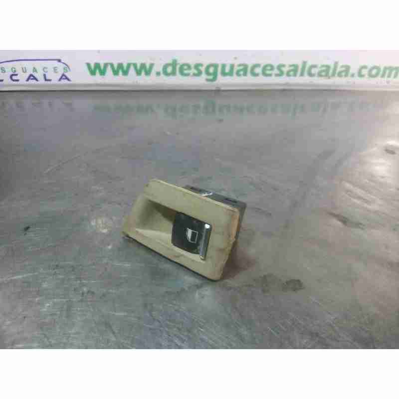 MANDO ELEVALUNAS DELANTERO DERECHO 9241949 
