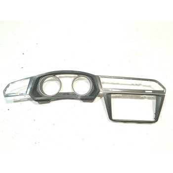 MOLDURA 5NA858069B 