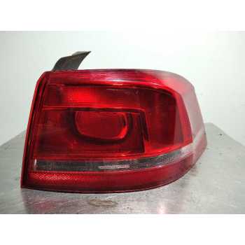PILOTO TRASERO DERECHO 3AE945096F ALETA 