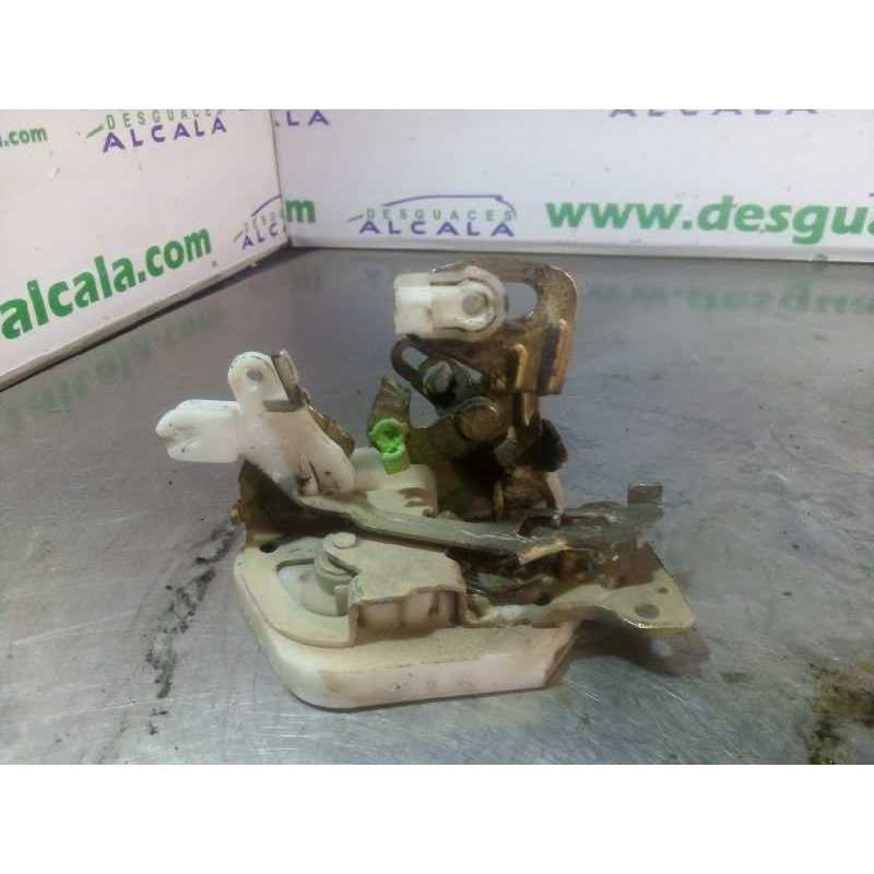 CERRADURA PUERTA TRASERA DERECHA 