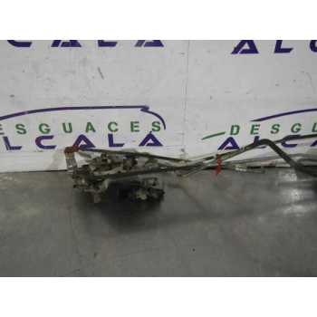 CERRADURA PUERTA DELANTERA DERECHA MANUAL 