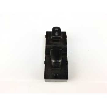 MANDO ELEVALUNAS DELANTERO DERECHO 254111KA5A 