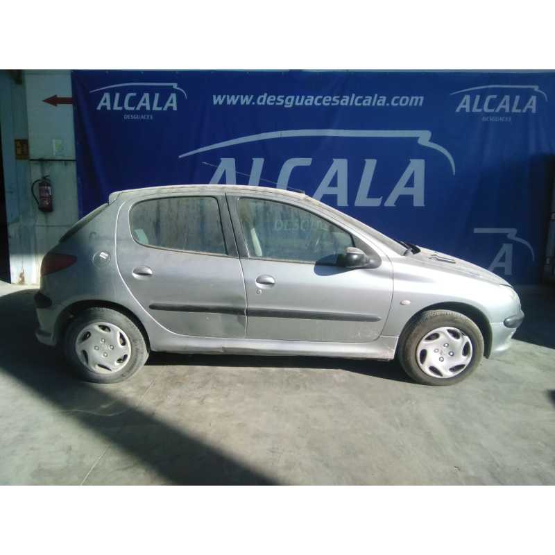 peugeot 206 berlina del año 2003