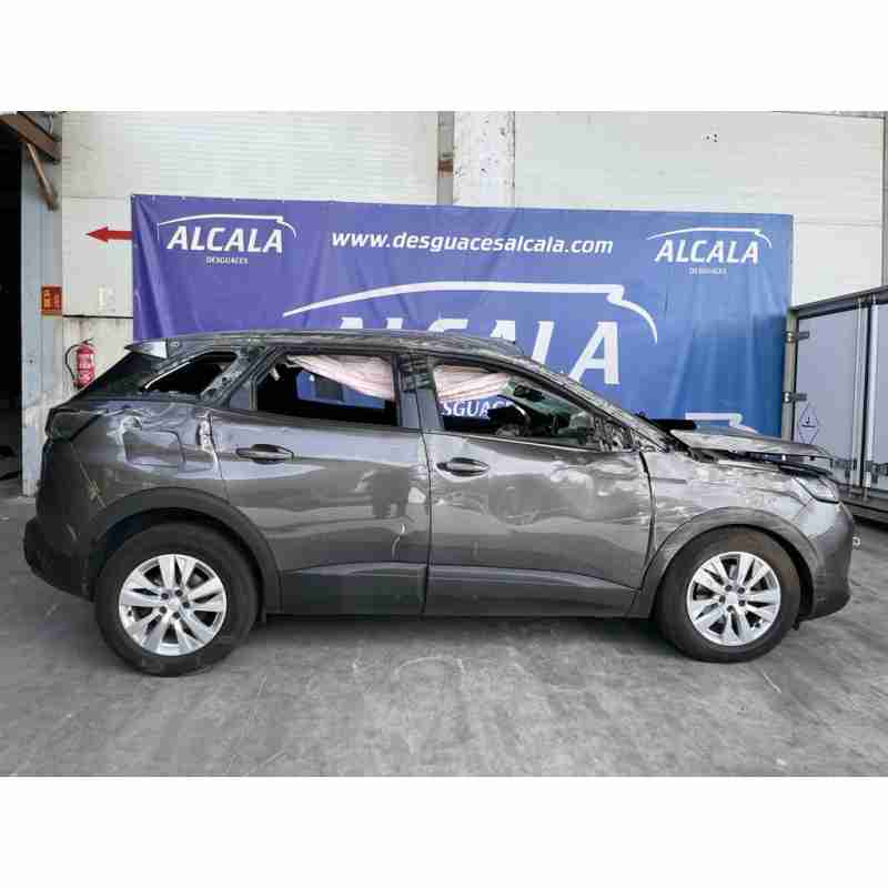 peugeot 3008 del año 2021