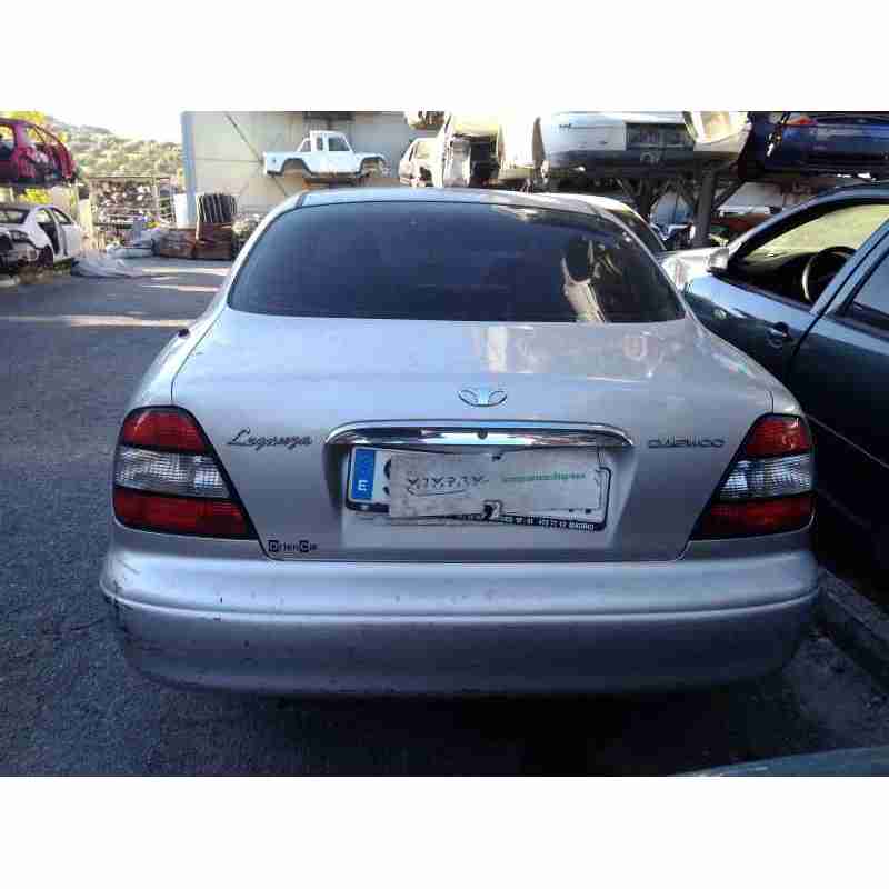 daewoo leganza del año 2001