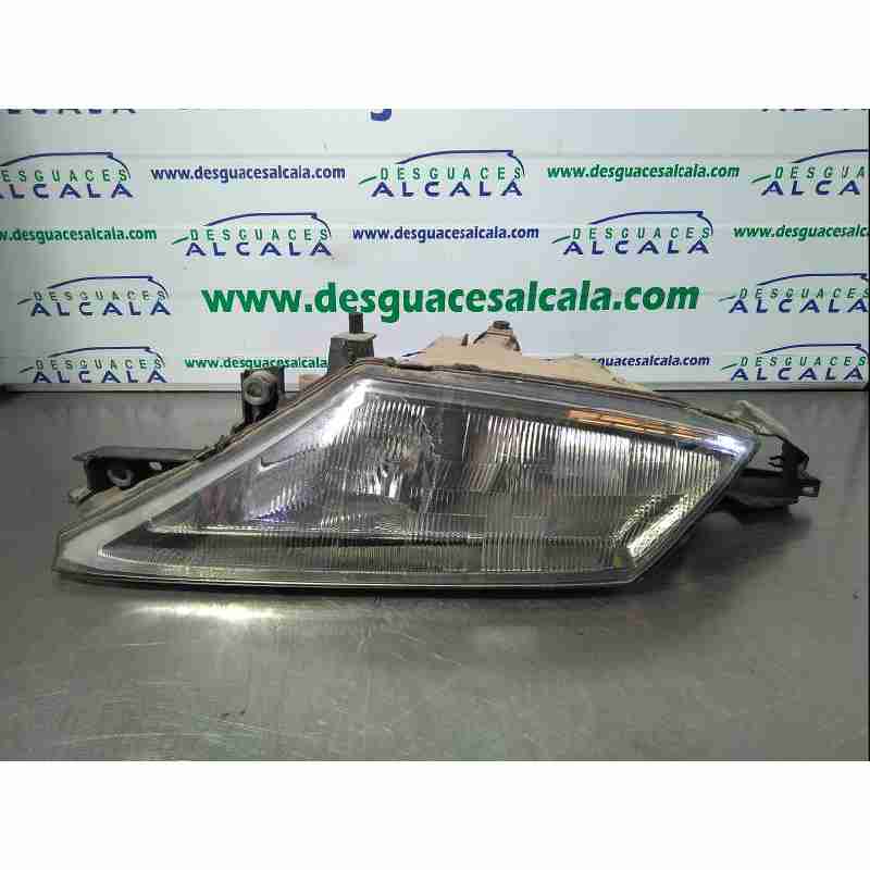 FARO IZQUIERDO 