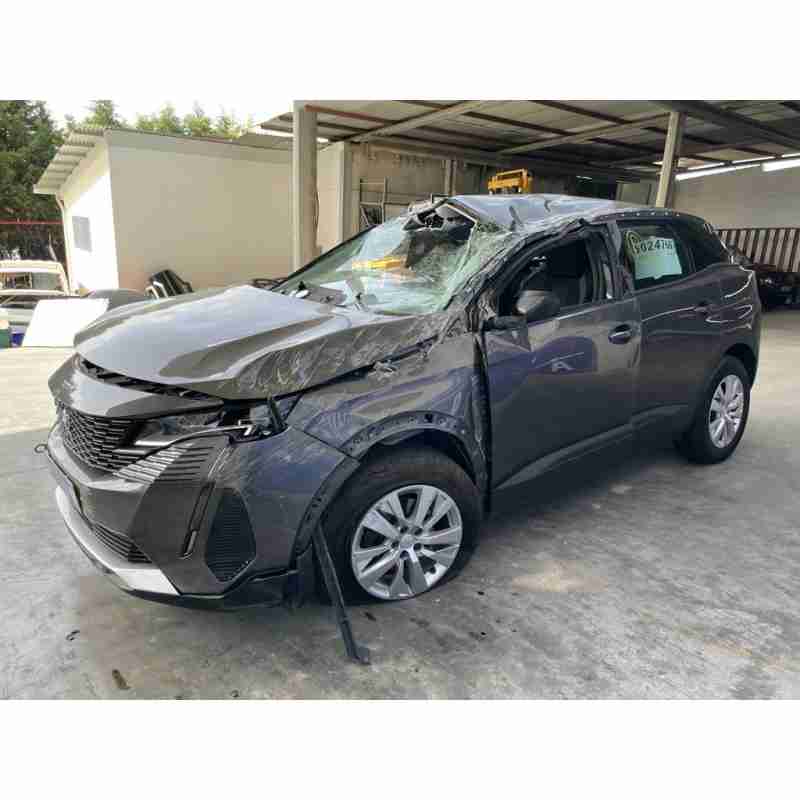 peugeot 3008 del año 2021