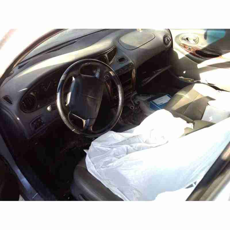 daewoo leganza del año 2001