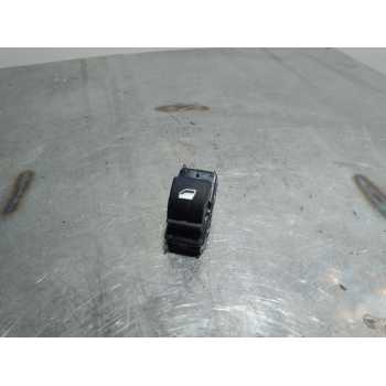 MANDO ELEVALUNAS DELANTERO DERECHO 96762292ZD 4 PINES 