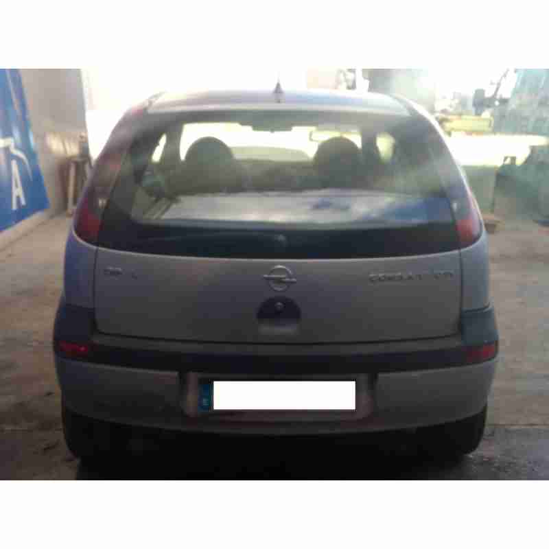 opel corsa c del año 2001