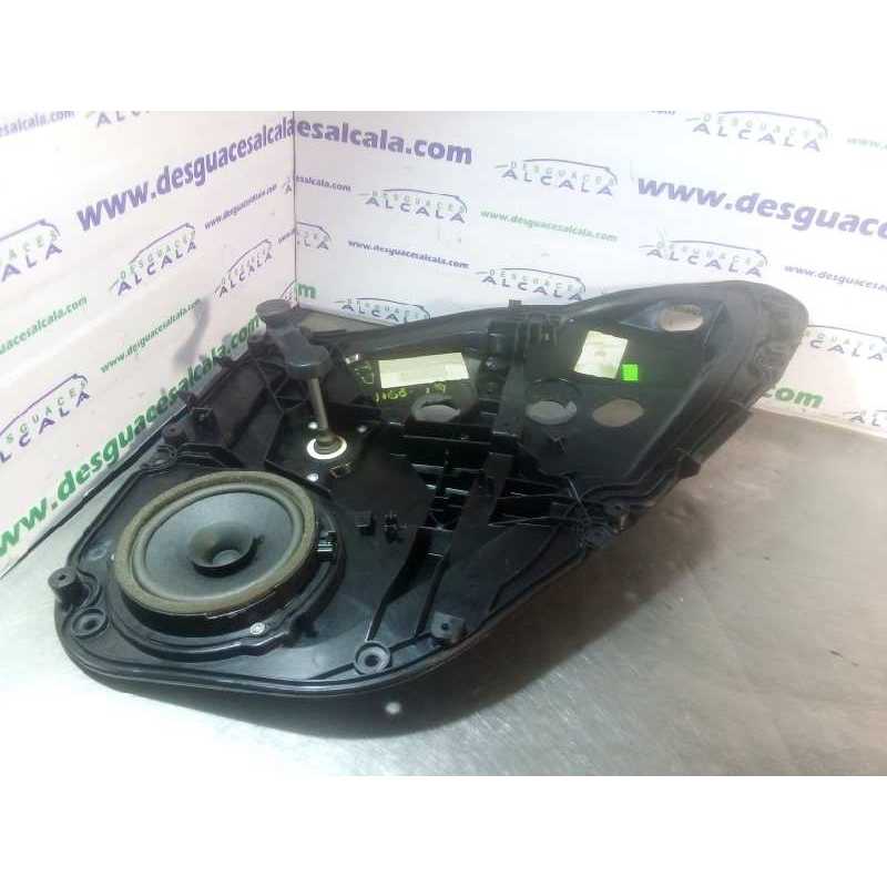 ELEVALUNAS TRASERO DERECHO MANUAL 