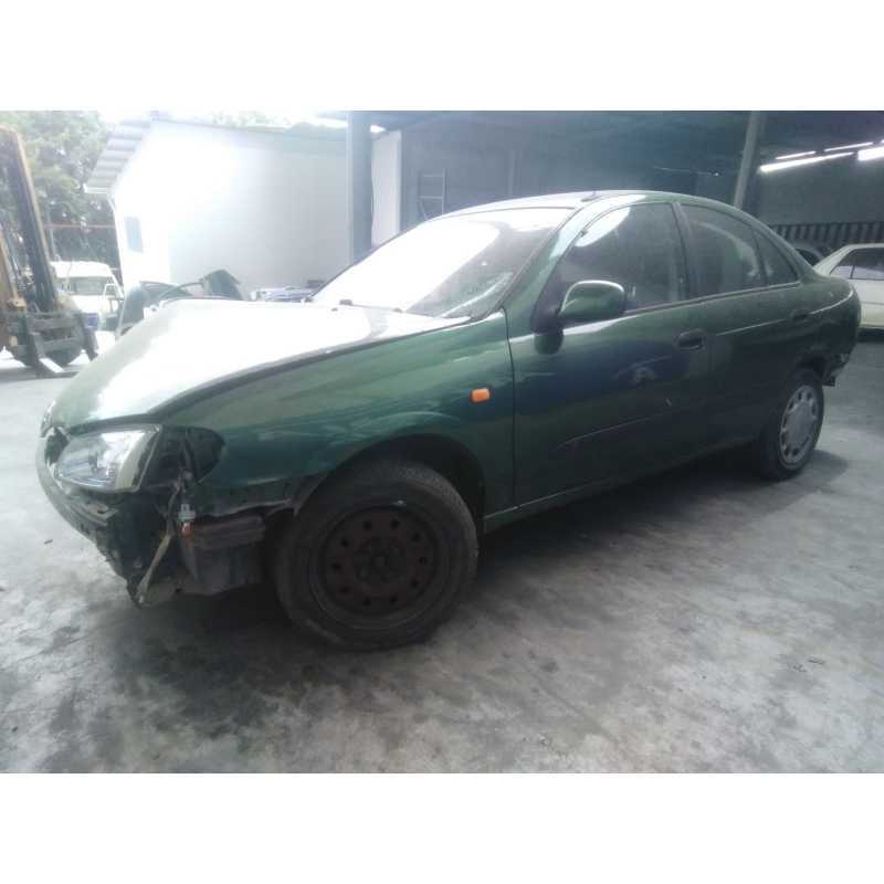 nissan almera ii (n16) del año 2000