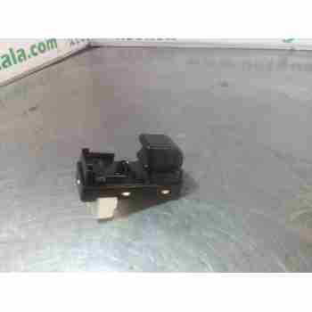 MANDO ELEVALUNAS DELANTERO DERECHO D09H66370 5 PINES 