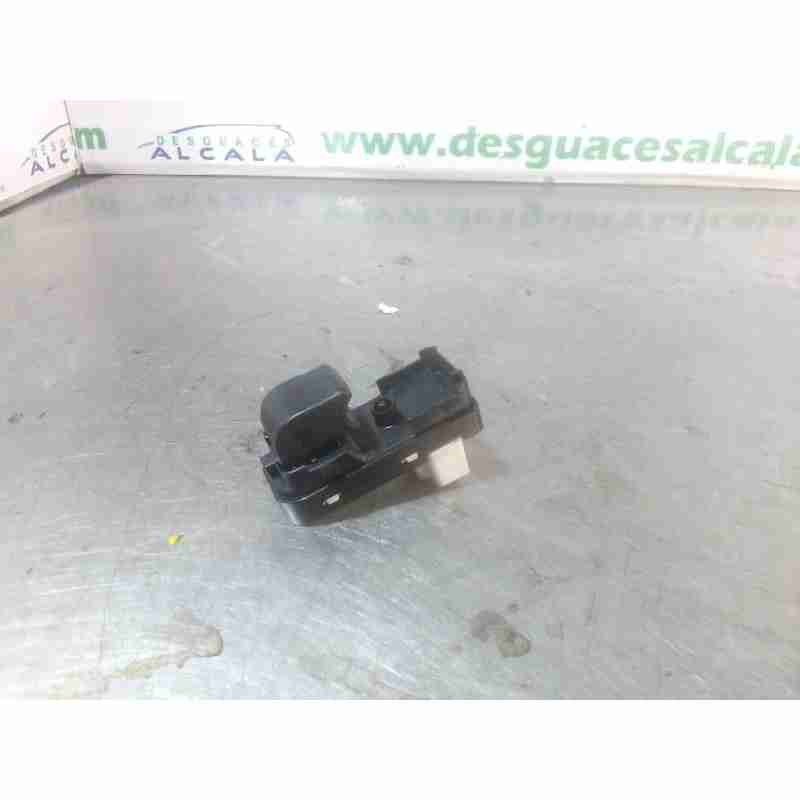 MANDO ELEVALUNAS TRASERO IZQUIERDO D09H66370 5 PINES 