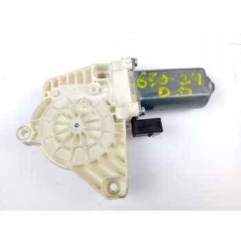 MOTOR ELEVALUNAS DELANTERO DERECHO A1698204242 