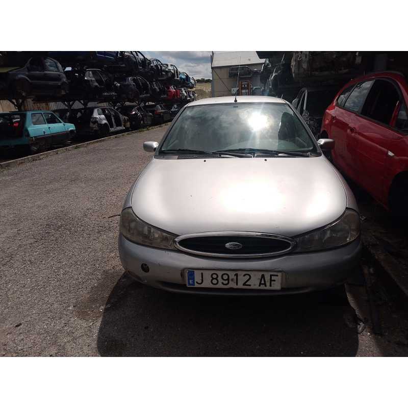 ford mondeo ii (bap) del año 2000