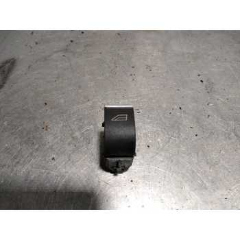MANDO ELEVALUNAS DELANTERO DERECHO F1ET14529AA 4 PINES 
