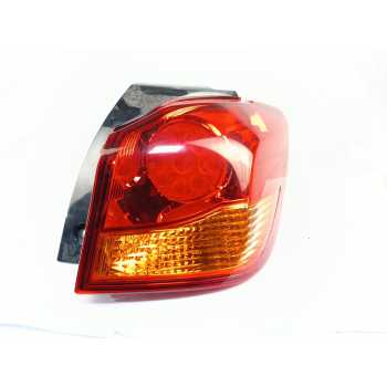 PILOTO TRASERO DERECHO 8330A690 