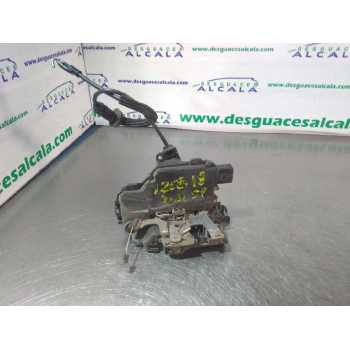 CERRADURA PUERTA DELANTERA DERECHA 8 PINES 