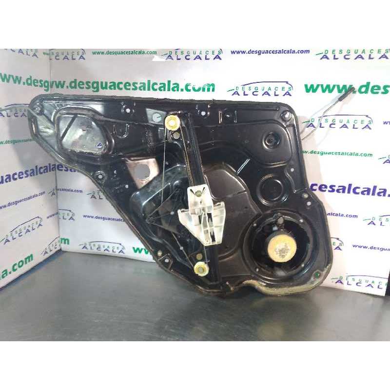 ELEVALUNAS TRASERO DERECHO SIN MOTOR 