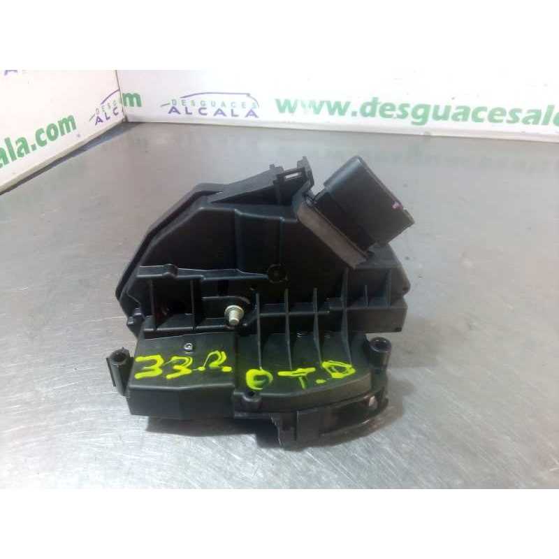 CERRADURA PUERTA TRASERA DERECHA BM5AA26412BG 5 PINES 
