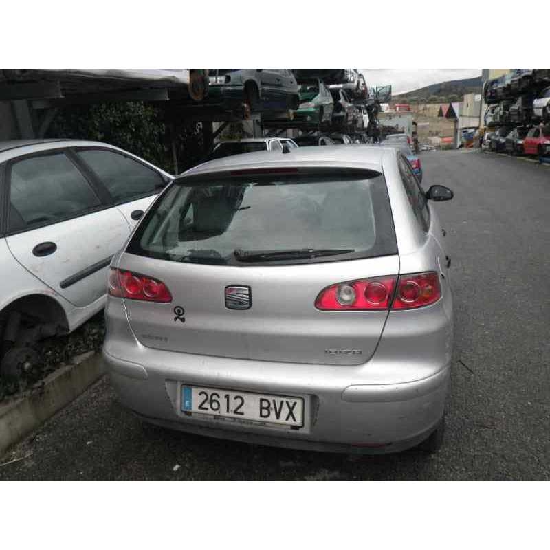 seat ibiza (6l1) del año 2002