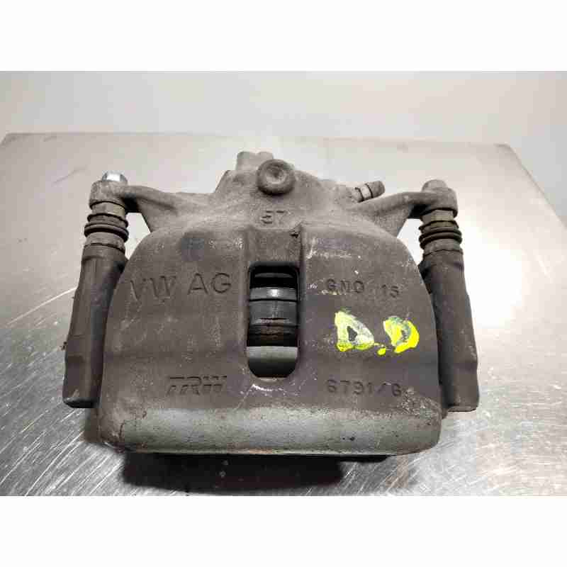 PINZA FRENO DELANTERA IZQUIERDA 8V0615123 
