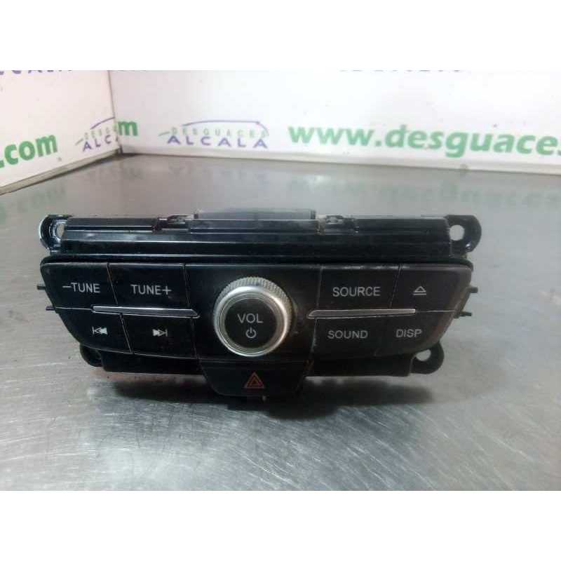 SISTEMA AUDIO / RADIO CD F1ET18K811HD 5 PINES MANDO RADIO
