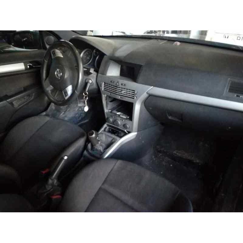 opel astra gtc del año 2007