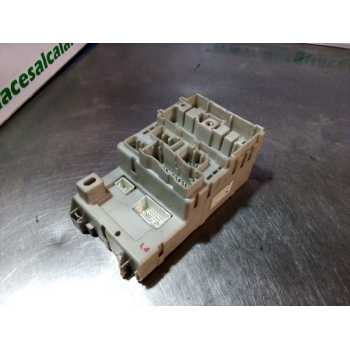 CAJA RELES / FUSIBLES 8273342080 SOPORTE ROTO 